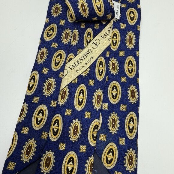 Valentino Cravatte Italy Made Men’s Necktie Blue Geometric 100% Silk Neck Tie - Picture 9 of 9